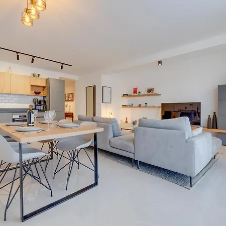 Modern Gem Steps To Valletta Ferry Apartment