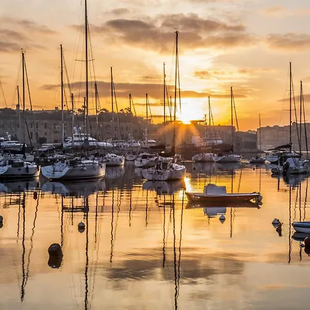 Apartment Modern Gem Steps To Valletta Ferry *