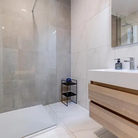 Appartamento Modern Gem Steps To Valletta Ferry By Buena Vista *