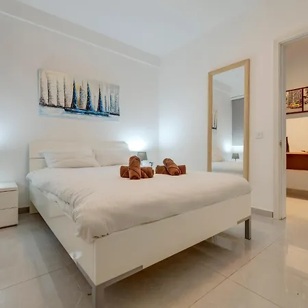 Modern Gem Steps To Valletta Ferry Apartment Sliema