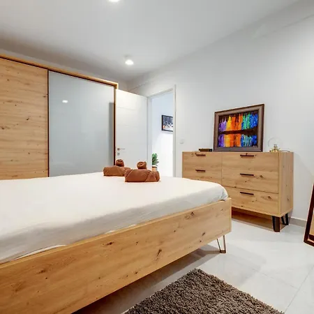 Modern Gem Steps To Valletta Ferry *