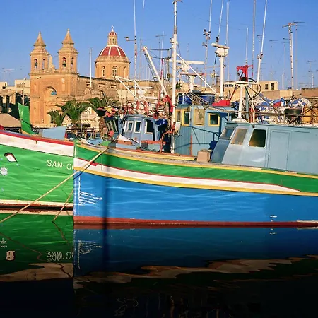 Modern Gem Steps To Valletta Ferry By Buena Vista Sliema