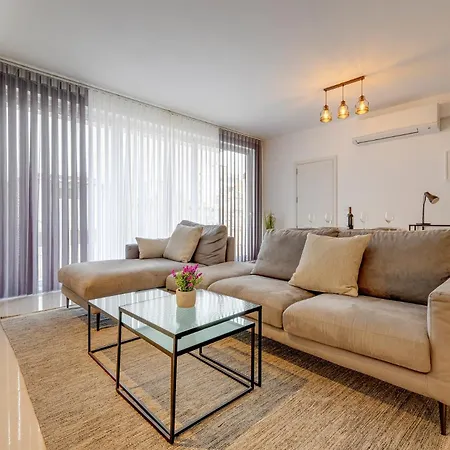 Apartment Modern Gem Steps To Valletta Ferry Sliema